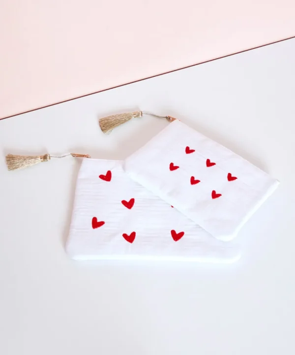 LA FOLIE Bags>ESTUCHE CORAZONES PEQUEÑO