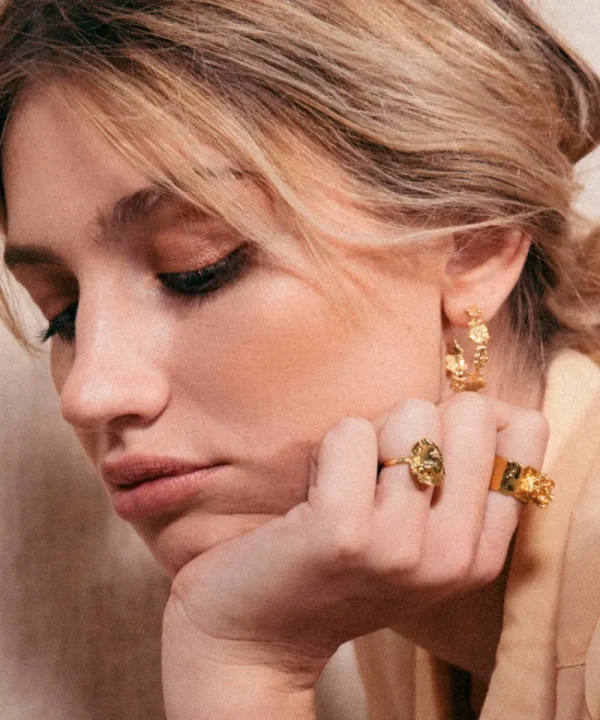 ELISE TSIKIS Jewellery>PENDIENTES GALEO DORADO